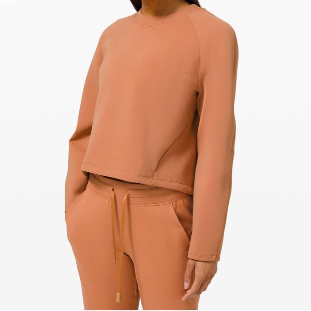 NWOT Lululemon AirWrap Crewneck Top in Desert Sun, Size 10.